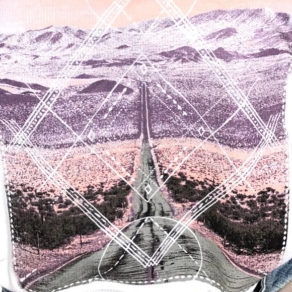 🧡 3/$15:Long and lonesome highway ribbed graphic tee - Picture 3 of 6